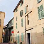 Suquet Avec Terasse Vue *