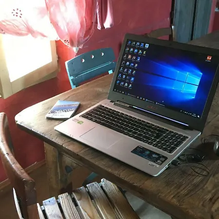 Suquet Avec Terasse Vue Cannes